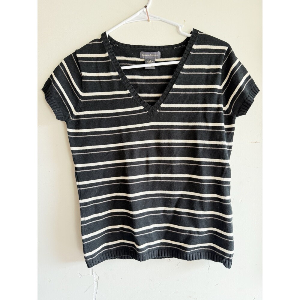 Banana Republic S Cotton Black Stripe V Neck  Minimalist Office Basic Classic